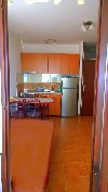 Izdaje se apartman u centru Igala potreba Apartmani, sobe, privatni smeštaj