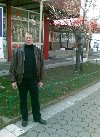 Cao ponuda Ona traži njega