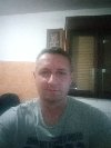 Tražim devojku potreba On traži nju