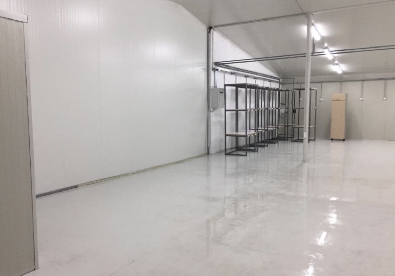 Izdajem halu u Rakovici od 180 i 210m2 Slika 