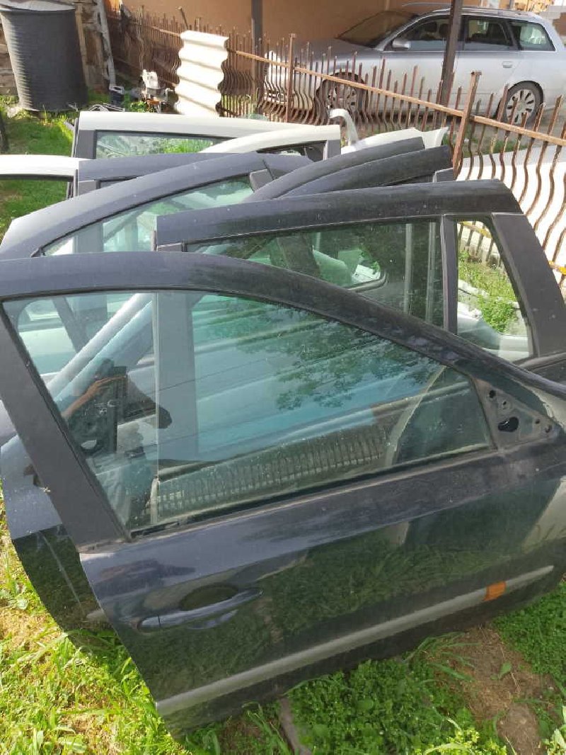 Auto OTPAD - veliki izbor za lagunu i alfu Slika 