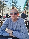 Druženje potreba On traži nju