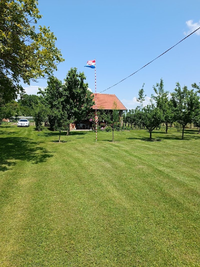 KUĆE PRODAJA Slika 