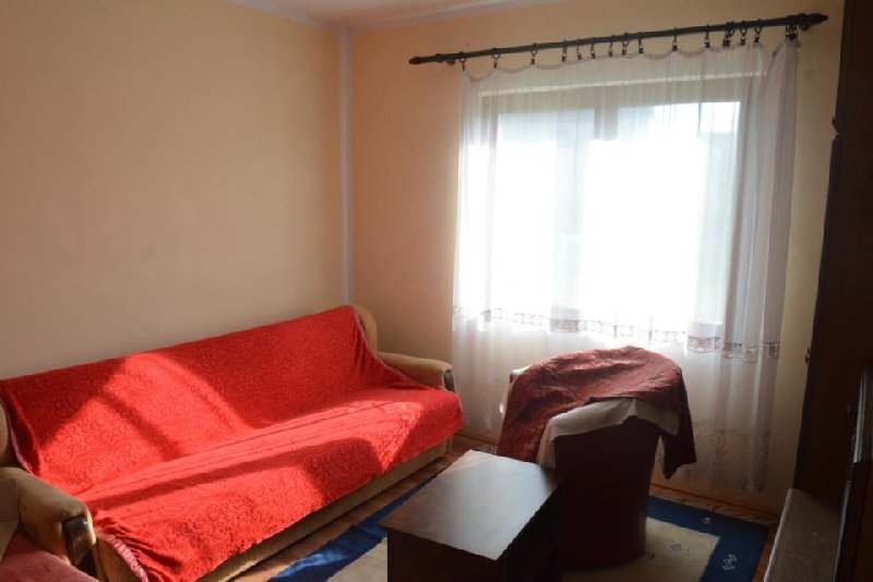 Useljiva kuca na dve etaze u Tularima kod Uba Slika 