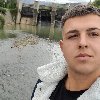 Trazim srodnu dusu potreba On traži nju