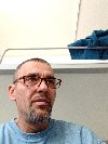 Trazim finu damu za ozbiljnu vezu I brak ponuda On traži nju