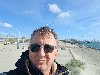 Alicante,  Špania, April potreba On traži nju